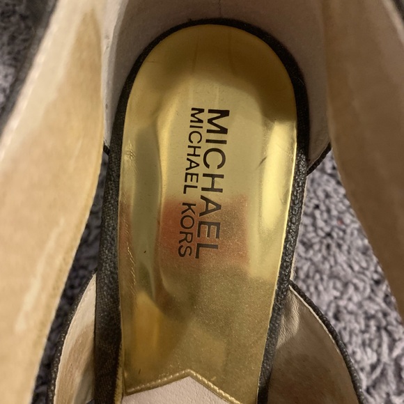 Brown/Neutral MK wedges - Picture 7 of 7